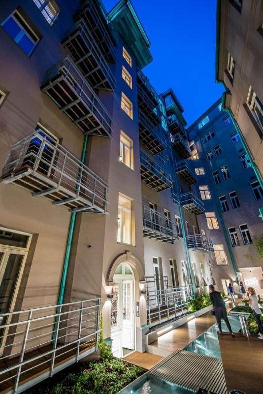Apartmán New Luxury Apt With Ac&parking In The Center Of *